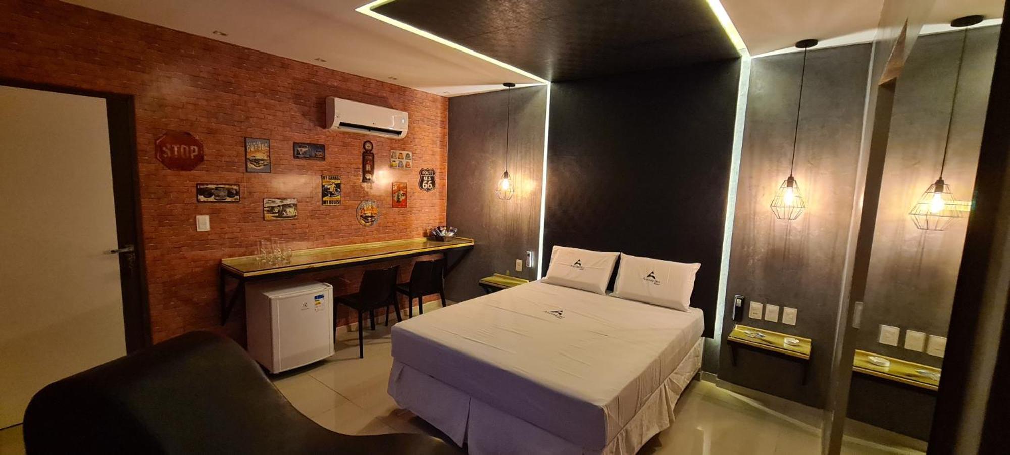 Amaretto Motel - Adults Only อาร์โกแวร์จิ ภายนอก รูปภาพ
